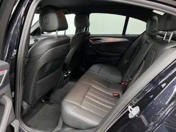 BMW 530 i M SPORT 8G-AUT NAVI KAM SHZ LEDER LED EU6