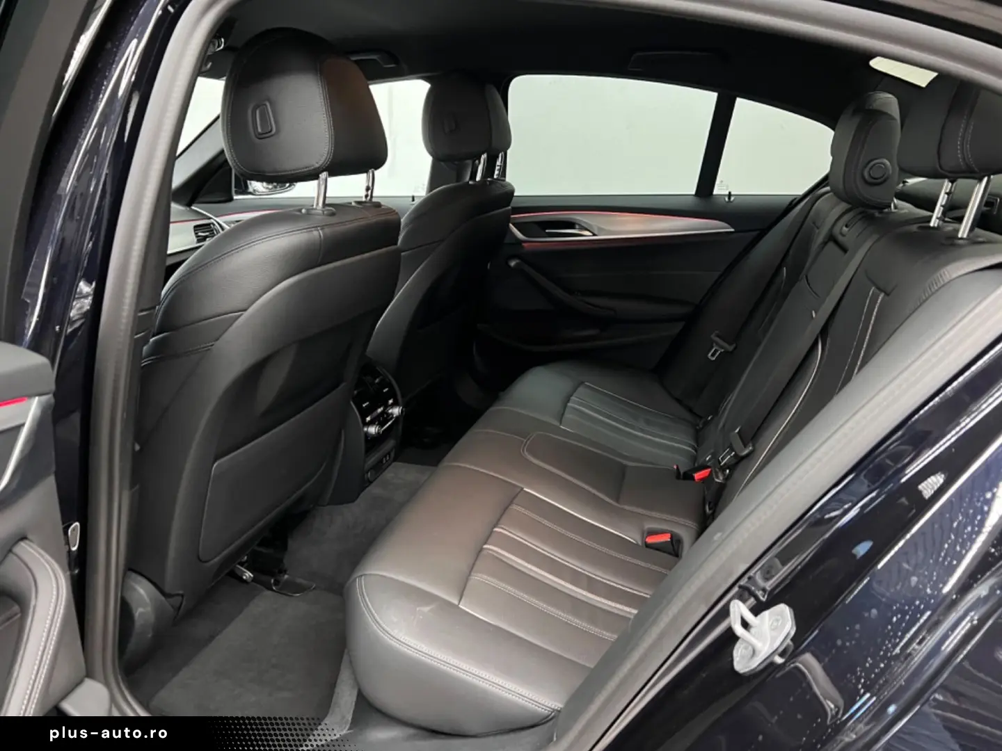 BMW 530 i M SPORT 8G-AUT NAVI KAM SHZ LEDER LED EU6