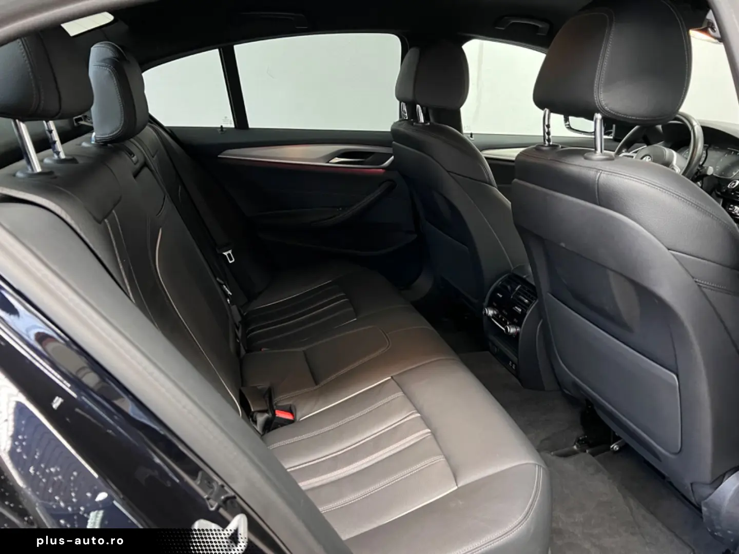 BMW 530 i M SPORT 8G-AUT NAVI KAM SHZ LEDER LED EU6