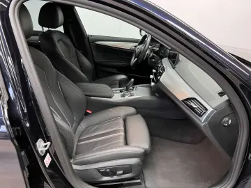 BMW 530 i M SPORT 8G-AUT NAVI KAM SHZ LEDER LED EU6