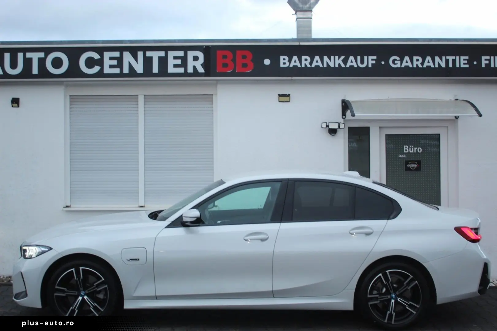BMW 320 e M-SPORT FACELIFT WIDE NAVI LED AMBIENTE