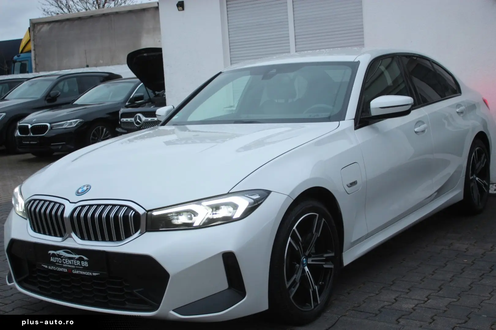 BMW 320 e M-SPORT FACELIFT WIDE NAVI LED AMBIENTE
