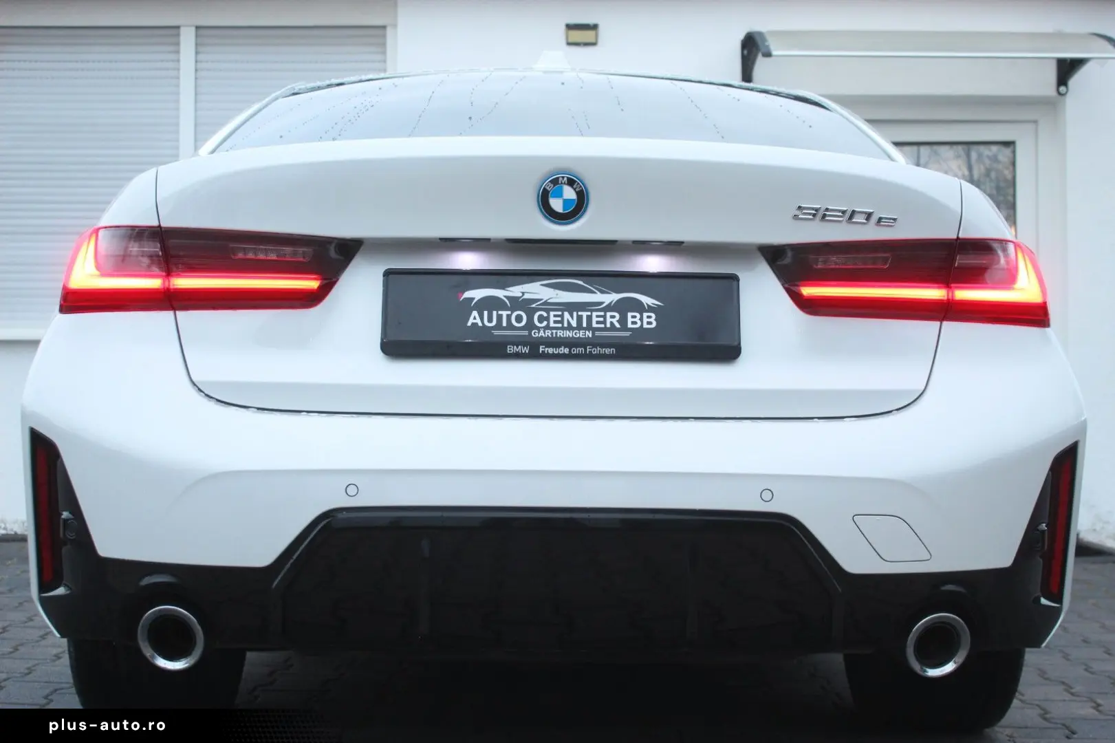 BMW 320 e M-SPORT FACELIFT WIDE NAVI LED AMBIENTE