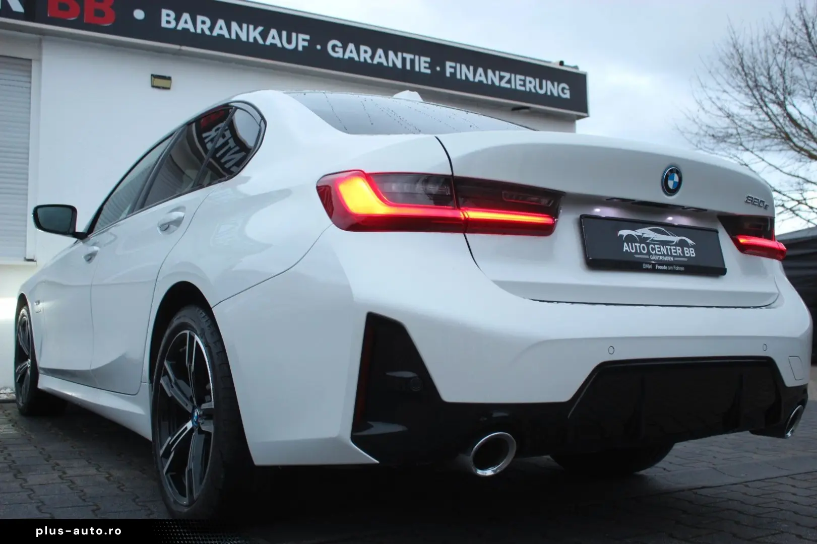 BMW 320 e M-SPORT FACELIFT WIDE NAVI LED AMBIENTE