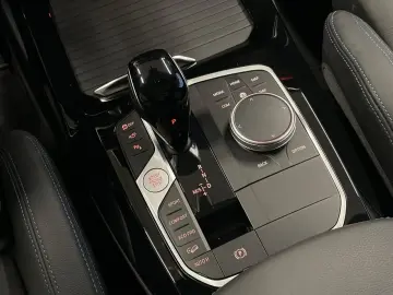 BMW X3 xDrive30iA M Sport-Laser AHK Pano 20 HuD