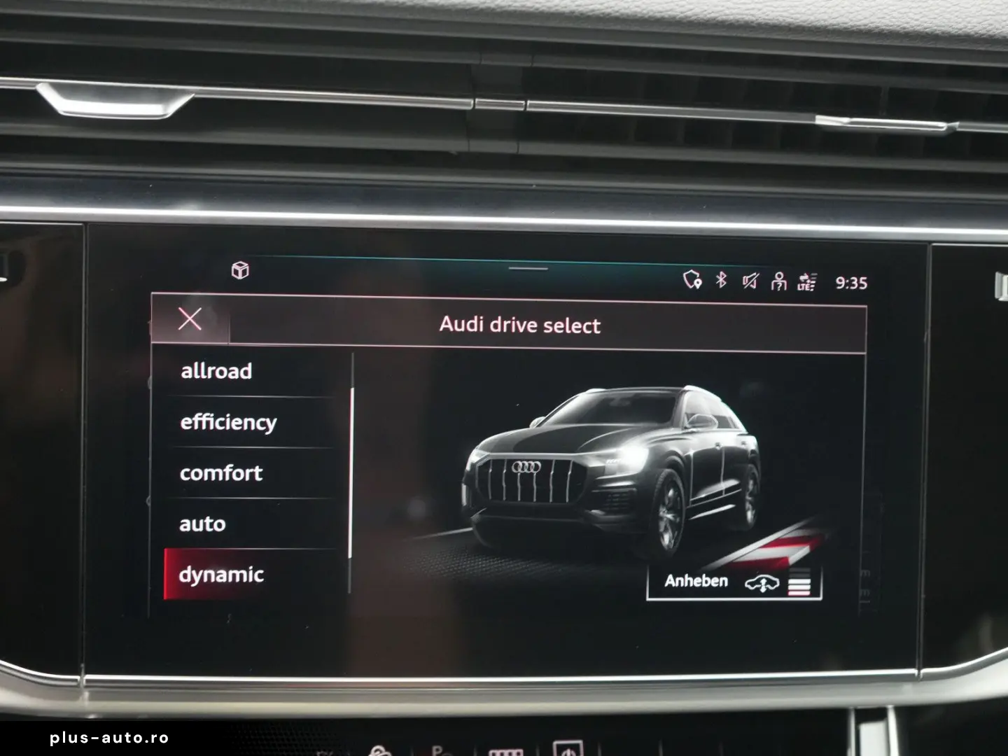 AUDI Q8 55 TFSIe quattro S line