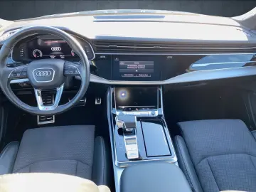 AUDI Q7 SUV 55 TFSI qu tiptr Matrix Pano ACC AHK Luft