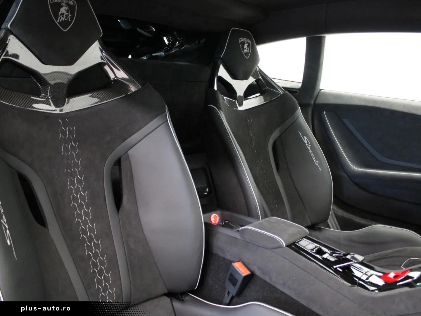 LAMBORGHINI Huracán Sterrato