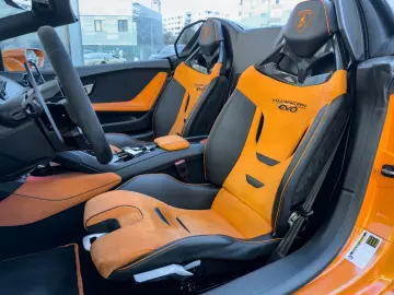 LAMBORGHINI Huracán EVO Spyder