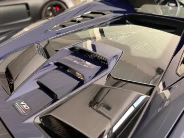 LAMBORGHINI Huracán Tecnica BLU OKEANOS   Lift   Mwst ausw.