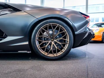 LAMBORGHINI Revuelto Ad Personam Int & Ext Beifahrerdisplay