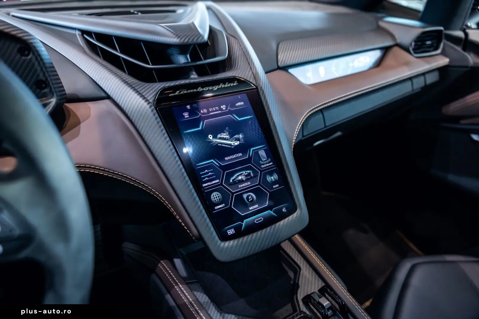 LAMBORGHINI Revuelto Ad Personam Int & Ext Beifahrerdisplay