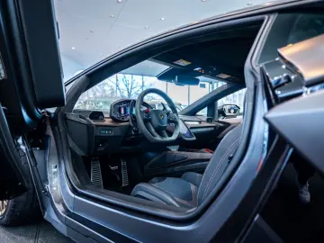 LAMBORGHINI Revuelto Ad Personam Int & Ext Beifahrerdisplay