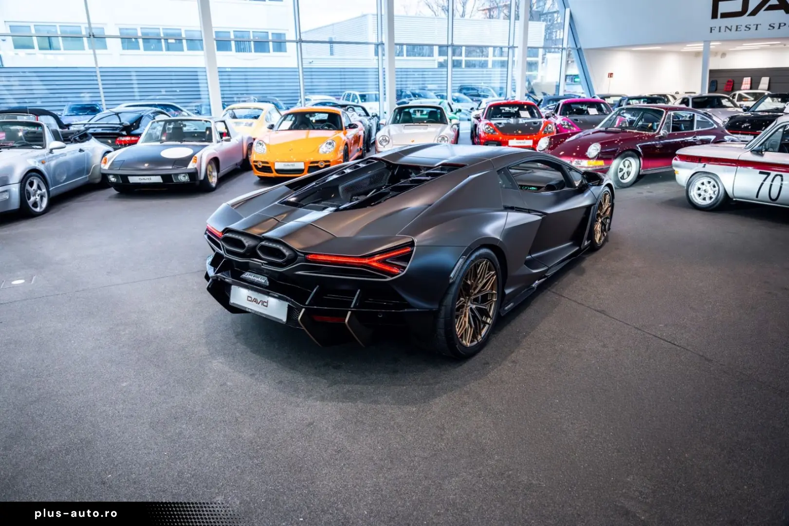 LAMBORGHINI Revuelto Ad Personam Int & Ext Beifahrerdisplay