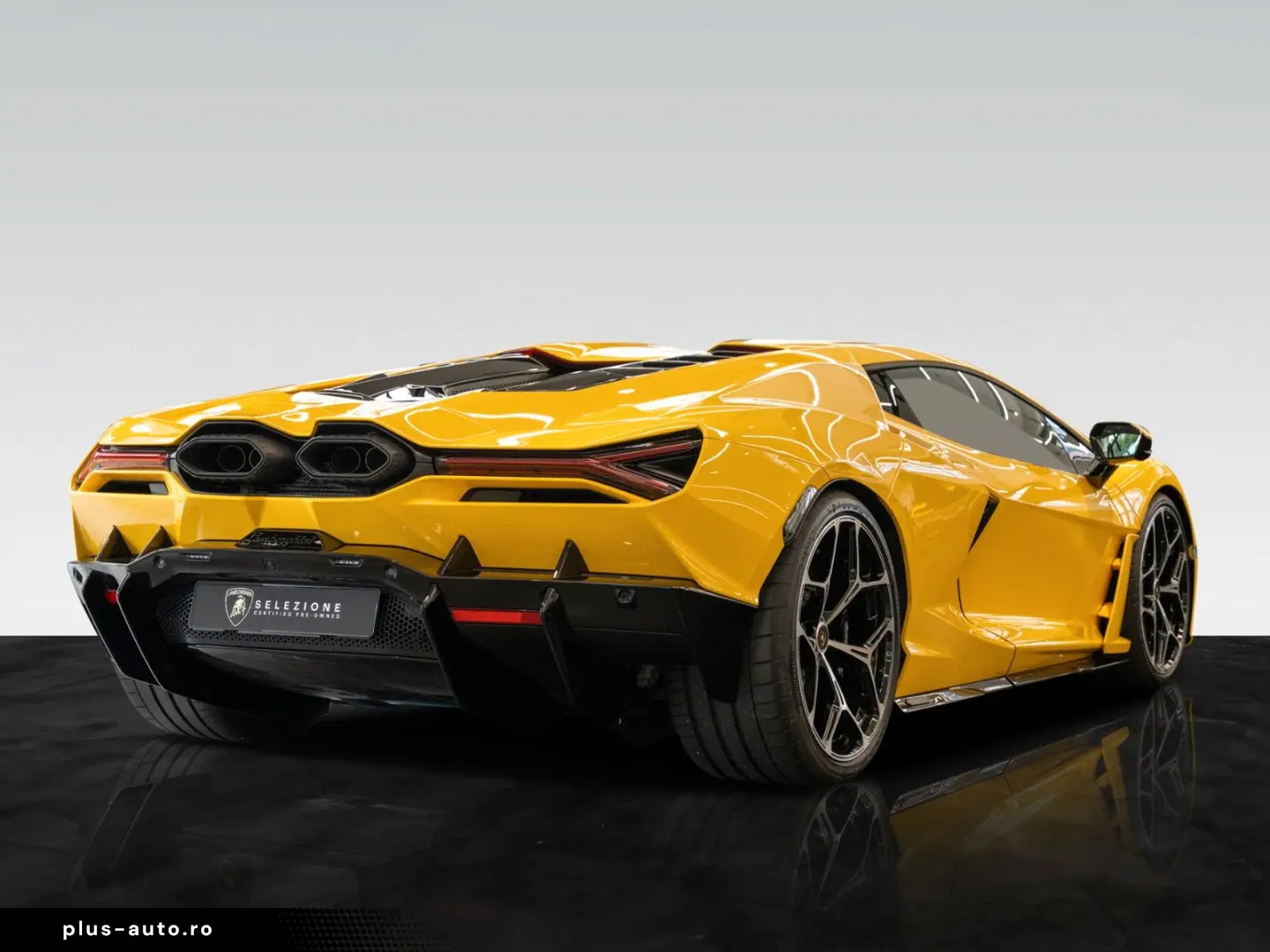 LAMBORGHINI Revuelto   Giallo   Leather Pack