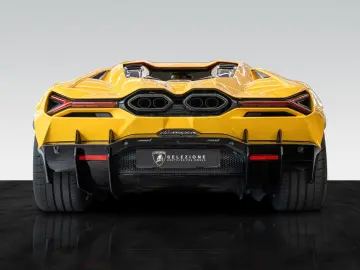 LAMBORGHINI Revuelto   Giallo   Leather Pack