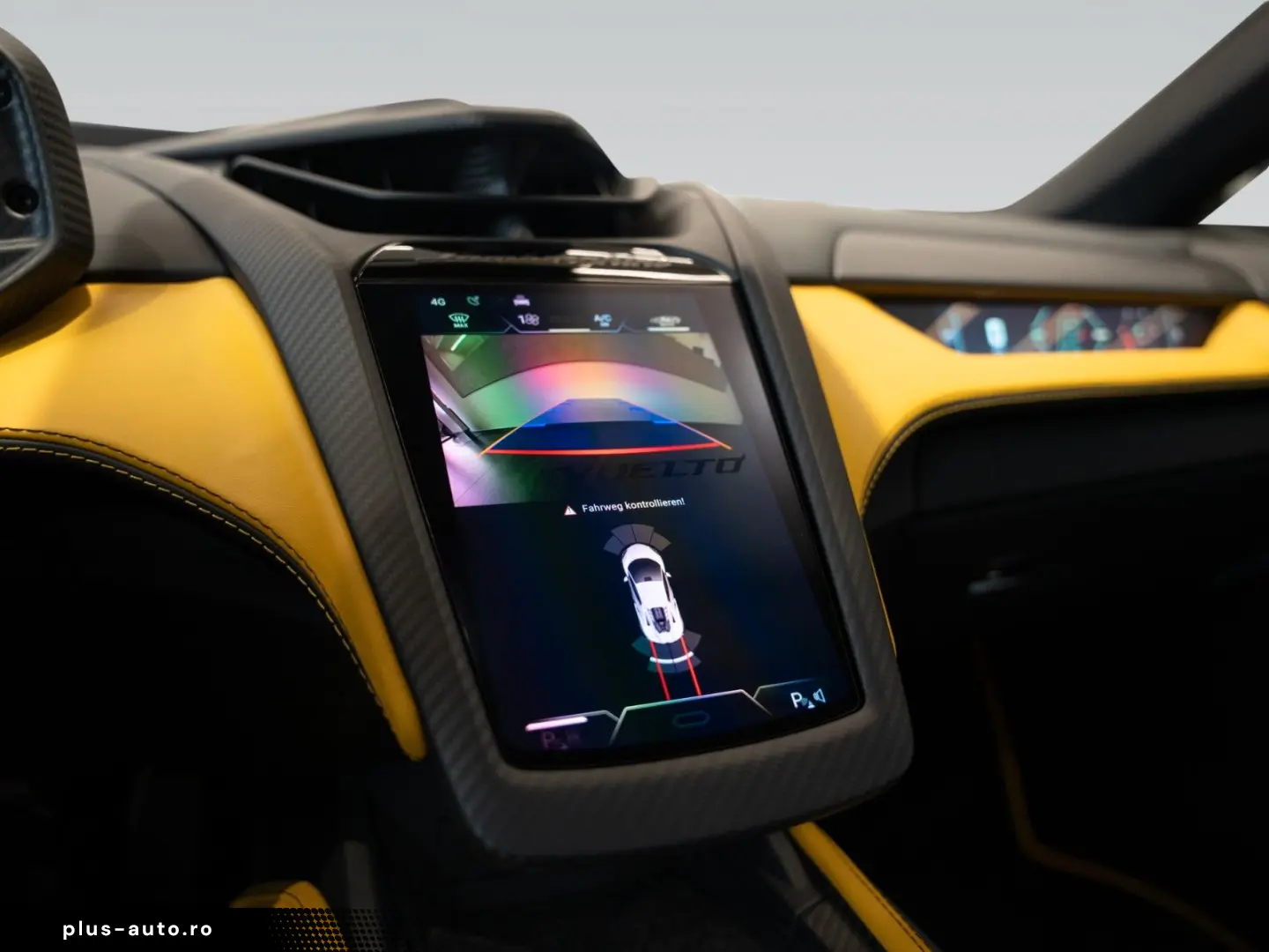 LAMBORGHINI Revuelto   Giallo   Leather Pack