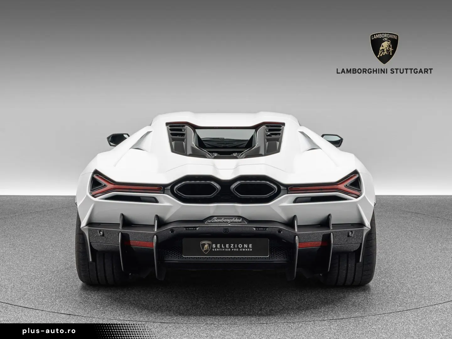 LAMBORGHINI Revuelto