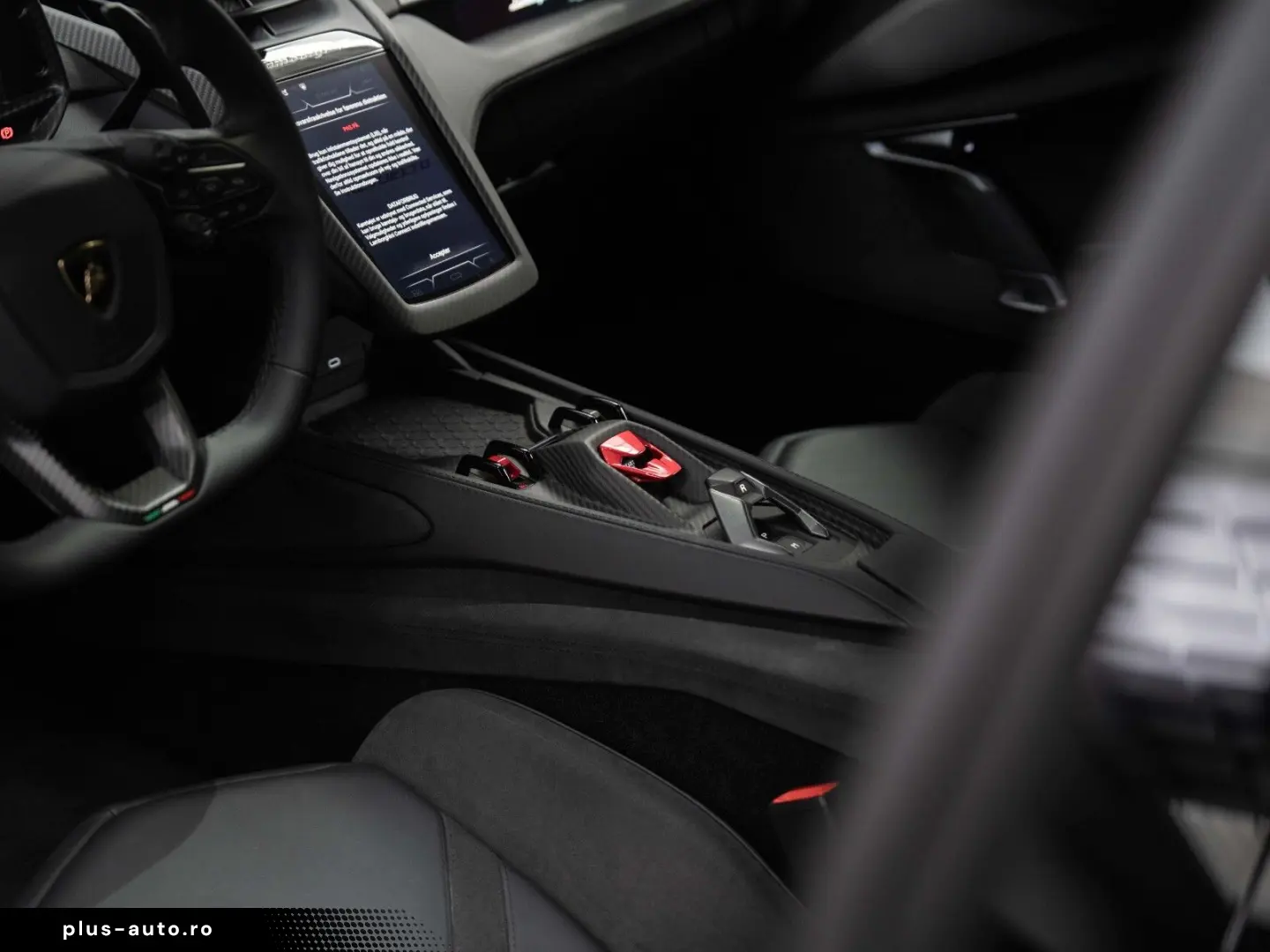 LAMBORGHINI Revuelto 6.5 V12 HPEV