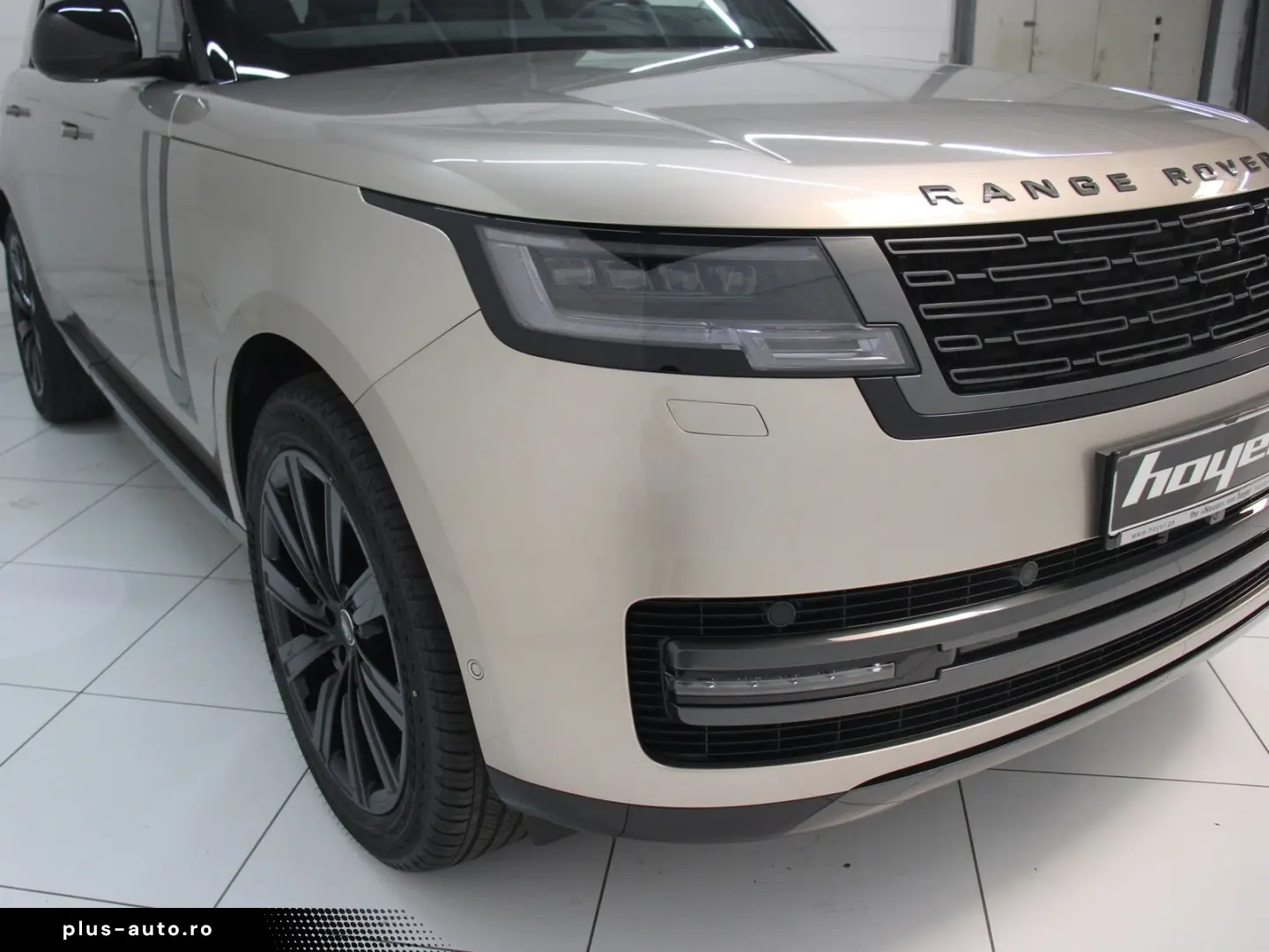 LAND ROVER Range Rover P460e Hybrid SE SWB AHK Pano HUD Sha