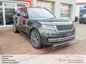 LAND ROVER Range Rover P460e HSE AHK Pano 22  Massage