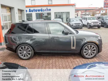 LAND ROVER Range Rover P460e HSE AHK Pano 22  Massage