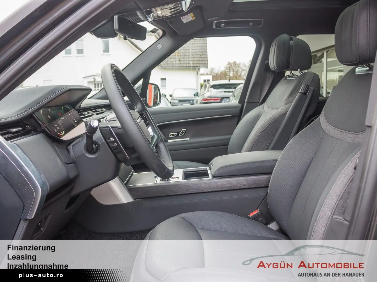 LAND ROVER Range Rover P460e HSE AHK Pano 22  Massage