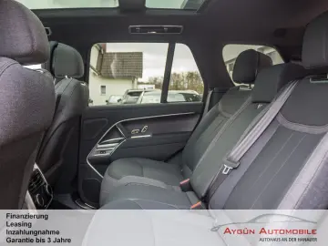 LAND ROVER Range Rover P460e HSE AHK Pano 22  Massage