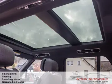 LAND ROVER Range Rover P460e HSE AHK Pano 22  Massage