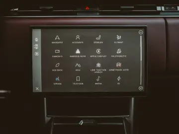 LAND ROVER Long wheel base HSE Hybrid P460