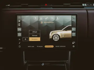 LAND ROVER Long wheel base HSE Hybrid P460