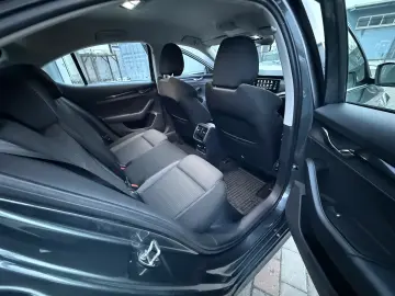 Skoda Octavia 2.0 TDI DSG Ambition 150cp