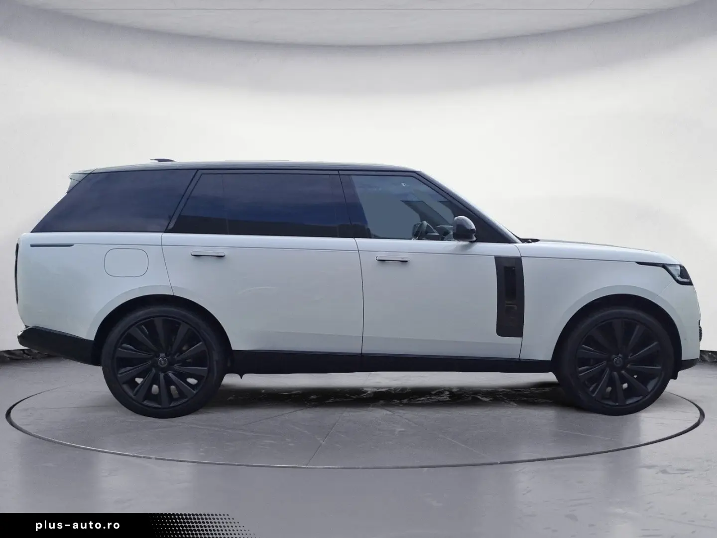 LAND ROVER Range Rover P615 LWB SV UVP  307000 - Ice White