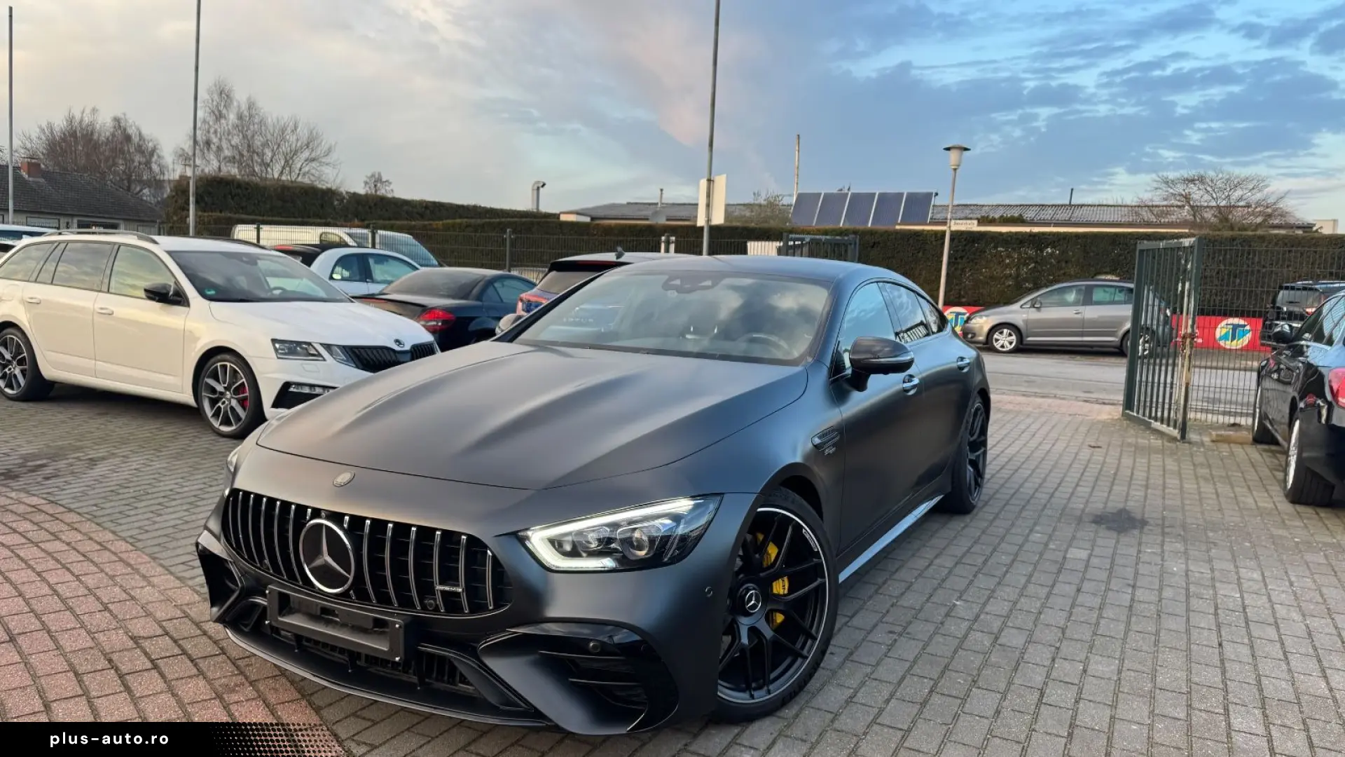 MERCEDES-BENZ AMG GT 43 4Matic    DESIGNO MAGNO   BURMESTER