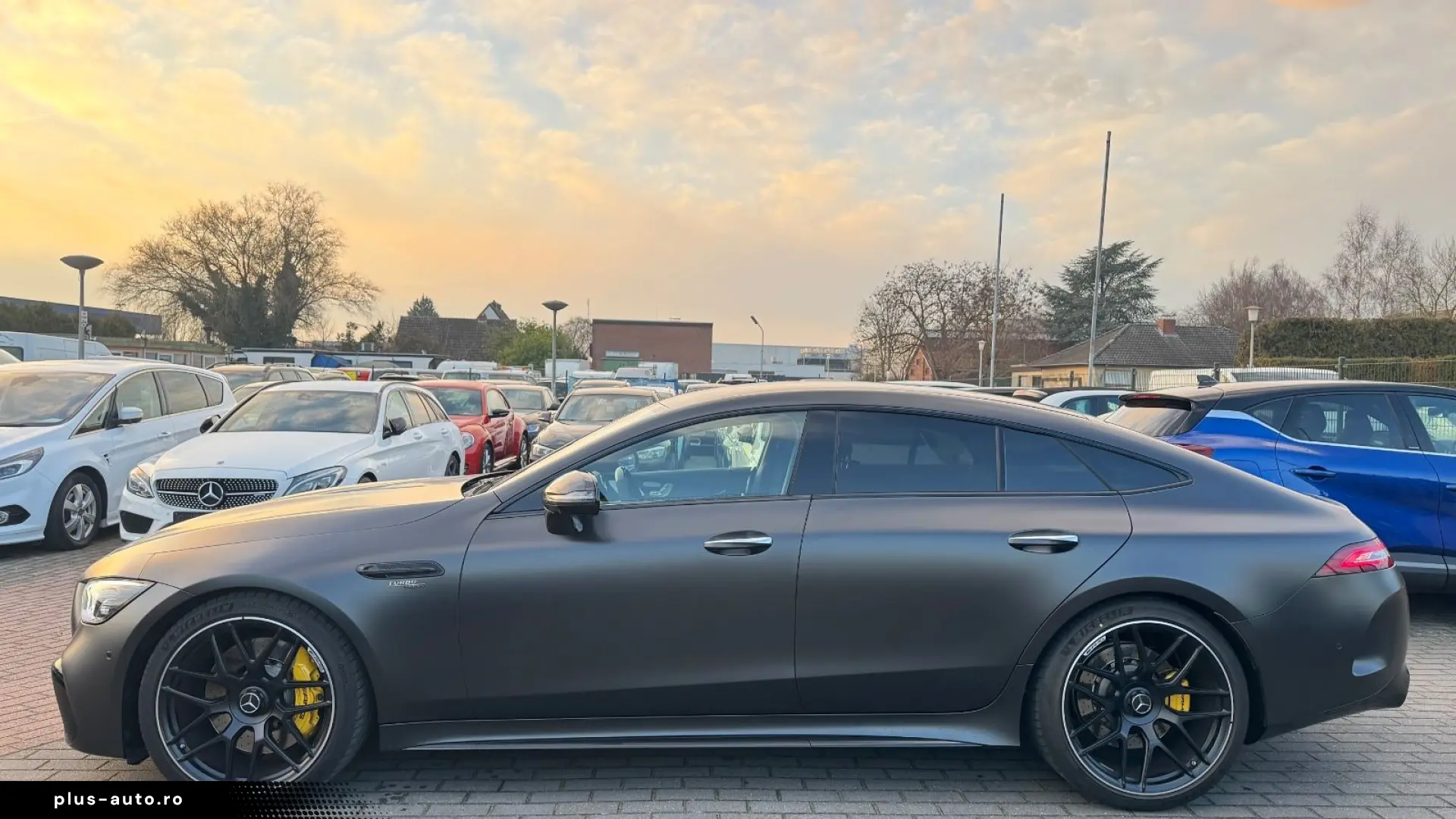 MERCEDES-BENZ AMG GT 43 4Matic    DESIGNO MAGNO   BURMESTER