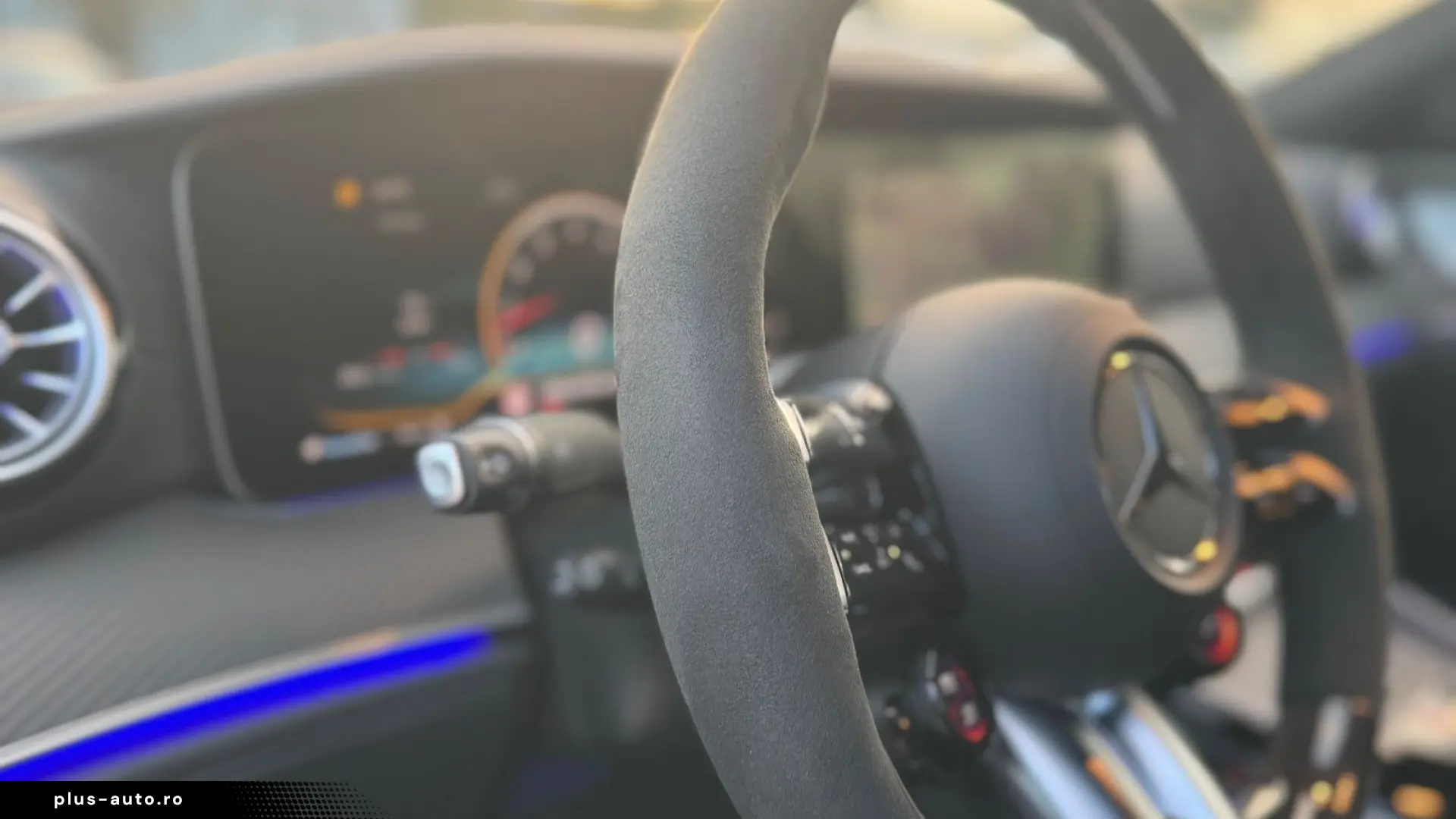 MERCEDES-BENZ AMG GT 43 4Matic    DESIGNO MAGNO   BURMESTER