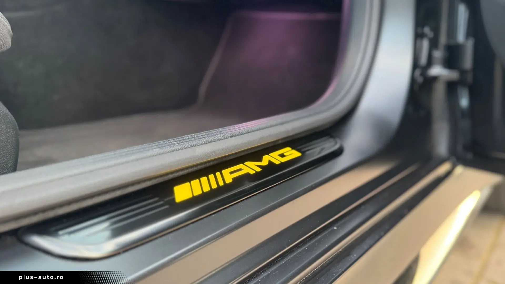 MERCEDES-BENZ AMG GT 43 4Matic    DESIGNO MAGNO   BURMESTER