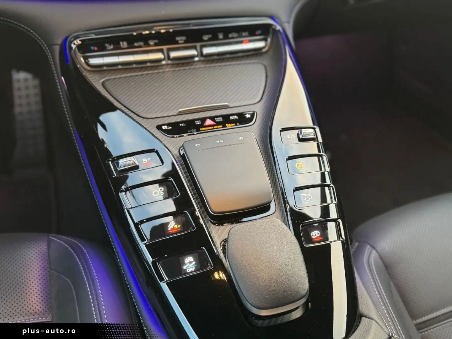 MERCEDES-BENZ AMG GT 43 4Matic    DESIGNO MAGNO   BURMESTER