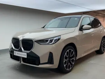 BMW X3 30e xDrive A M-Sport  Pano  AHK