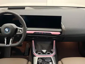 BMW X3 30e xDrive A M-Sport  Pano  AHK