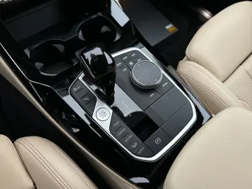 BMW X3 xDrive20d Bej Interior
