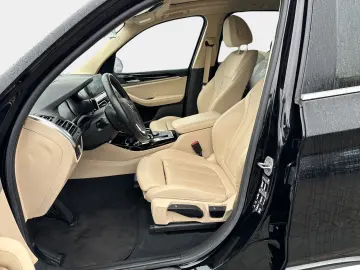 BMW X3 xDrive20d Bej Interior