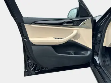 BMW X3 xDrive20d Bej Interior