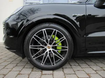 Porsche Cayenne NOUA COUPE E-H SPORTDESIGN