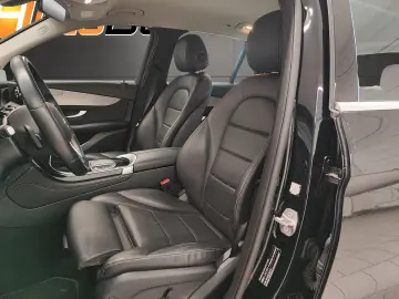 Mercedes-Benz GLC 300 de 4Matic 9G-TRONIC  Standard