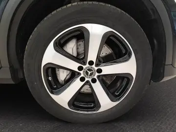 Mercedes-Benz GLC 300 de 4Matic 9G-TRONIC  Standard