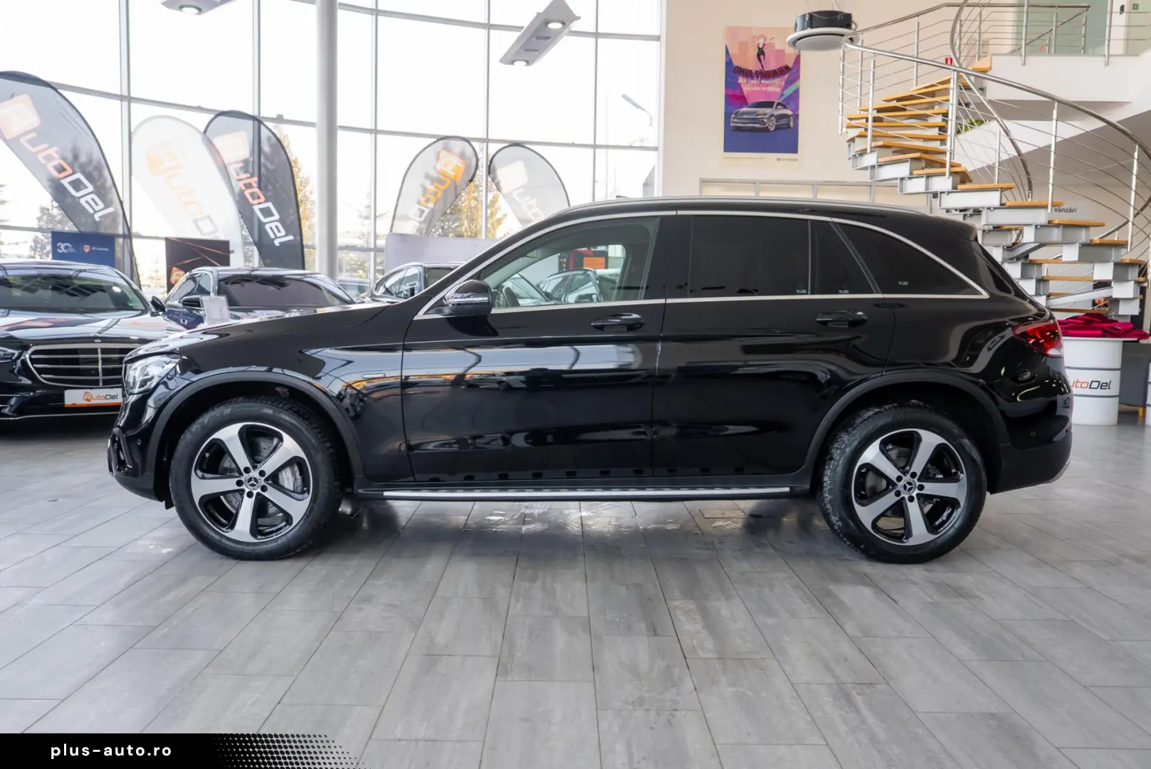 Mercedes-Benz GLC 300 de 4Matic 9G-TRONIC  Standard