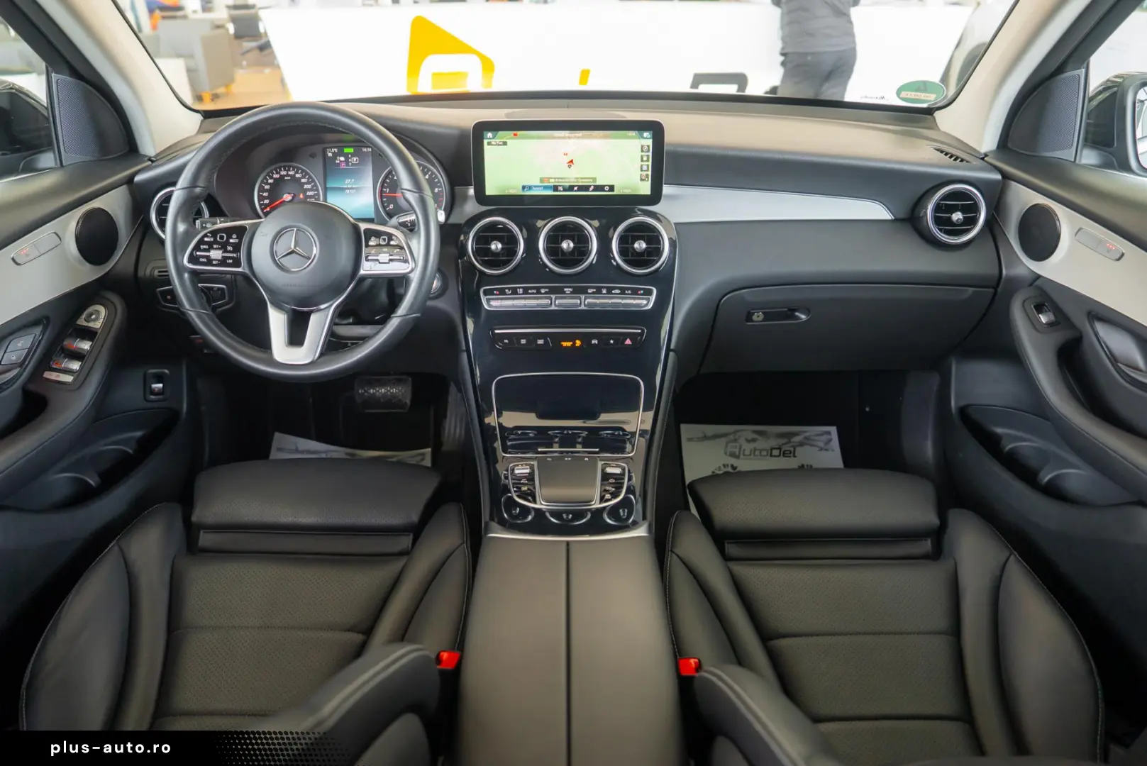 Mercedes-Benz GLC 300 de 4Matic 9G-TRONIC  Standard