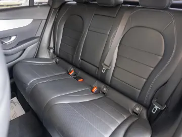 Mercedes-Benz GLC 300 de 4Matic 9G-TRONIC  Standard