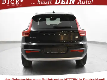 VOLVO XC 40 7G Inscrip Express PANO PROF MEMO KAM